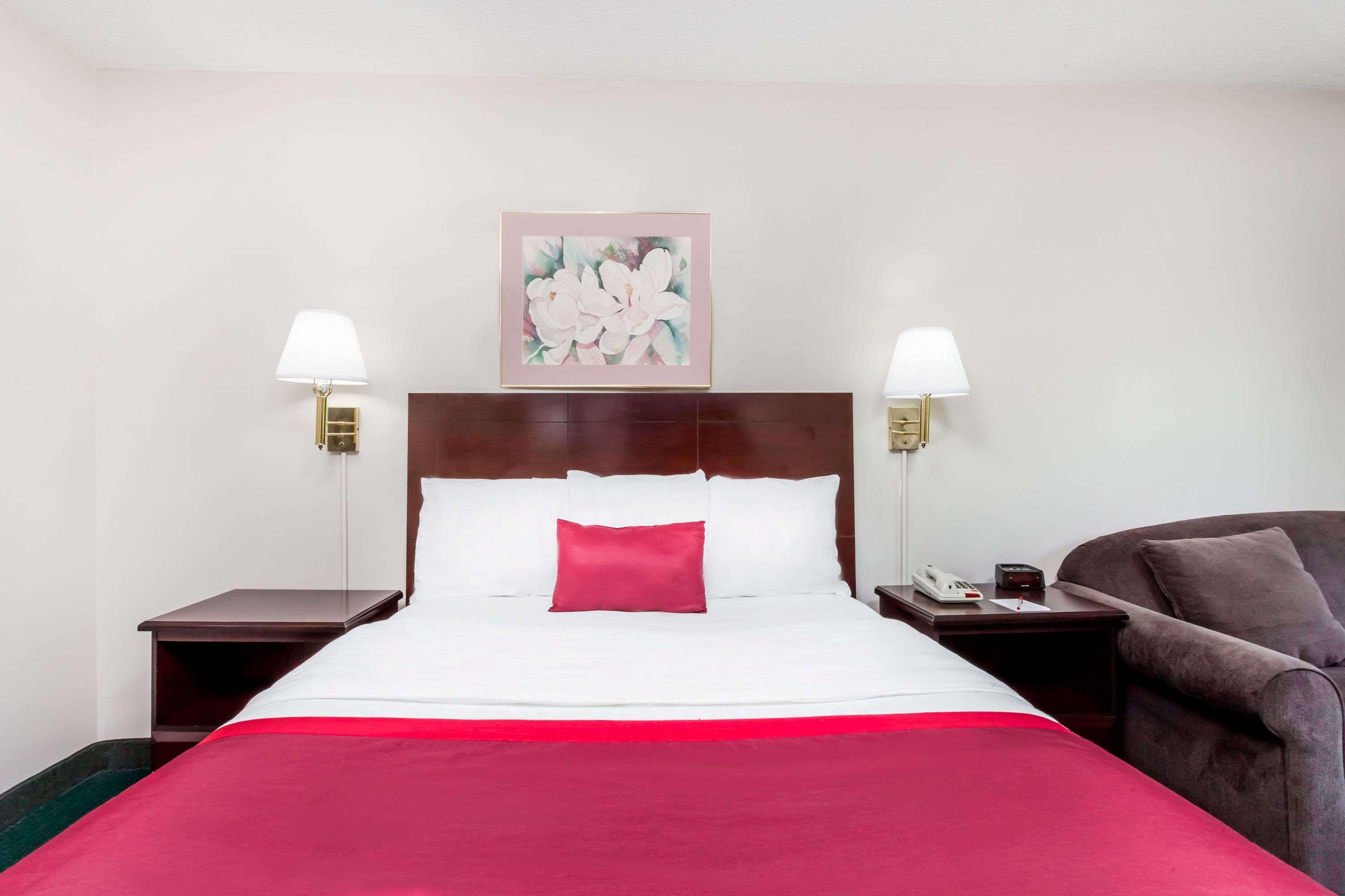 Ramada By Wyndham Tell City Εξωτερικό φωτογραφία