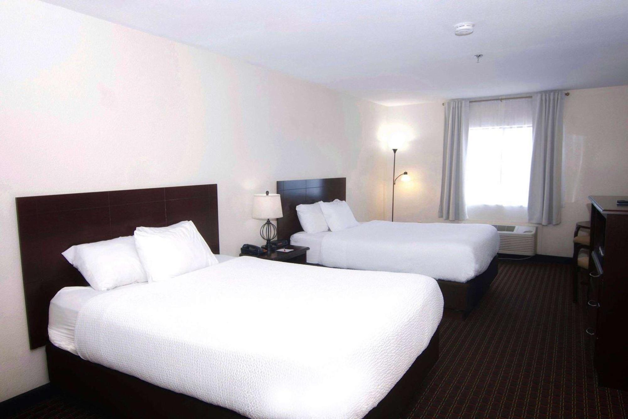Ramada By Wyndham Tell City Εξωτερικό φωτογραφία